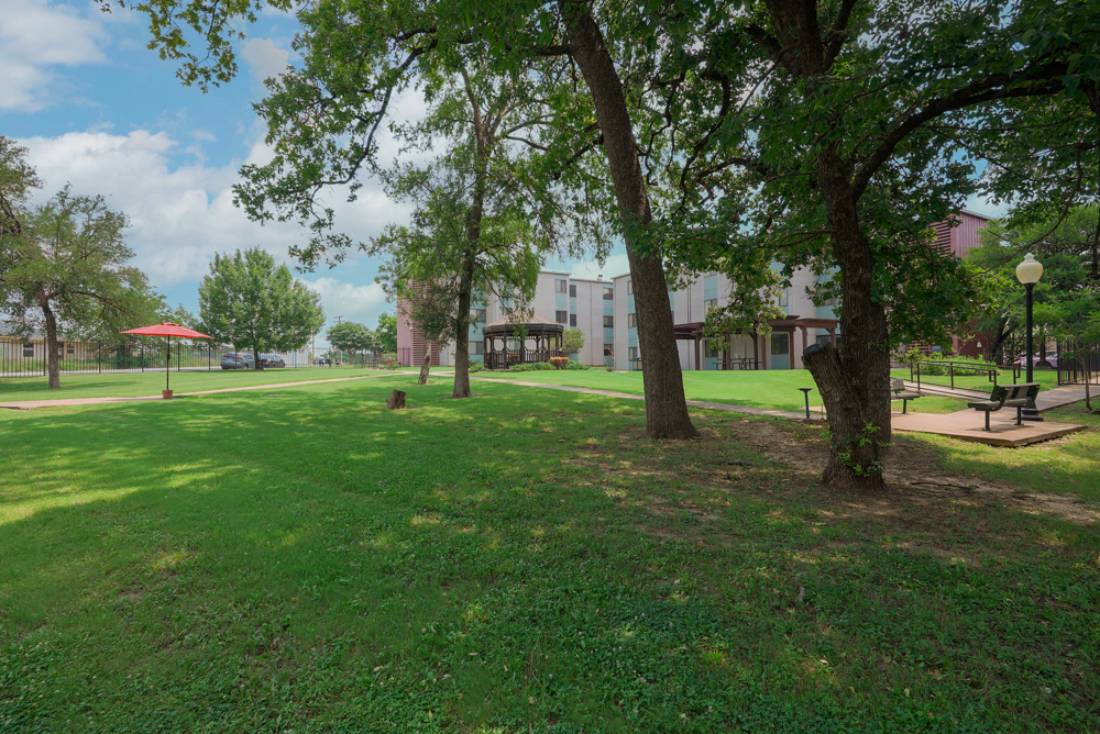 Fair Oaks Apartments apartment photo